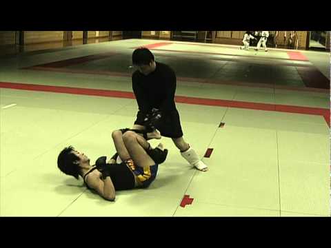 【チーム・ファイヤー】総合格闘技スパーリング Mr.Sさんvsよっしー 20110925