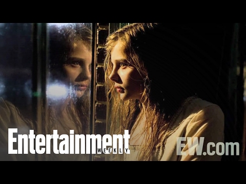 Thumbnail of the video: Let Me In: Chloe Moretz & Matt Reeves On Developing The Abby Character | Entertainment Weekly