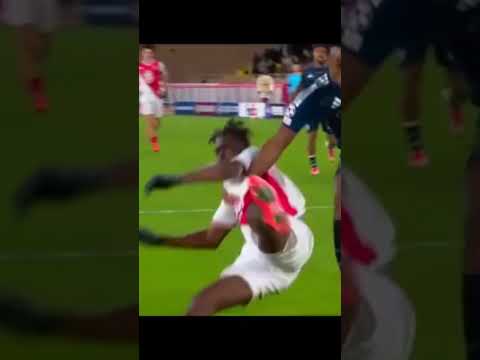 Wilfried Singo Skills Edit Welcome to Galatasaray #galatasaray #galatasaraytransfer #singo