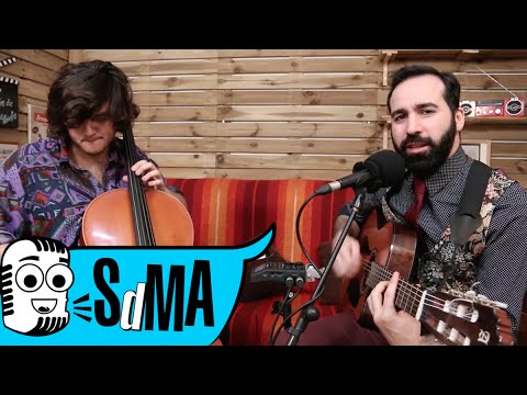 Mundo Chillón - La Familia Perfecta (acústicos SdMA)