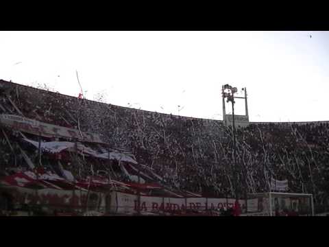 "Recibimiento clásico en el Ducó- Huracán TV -" Barra: La Banda de la Quema • Club: Huracán