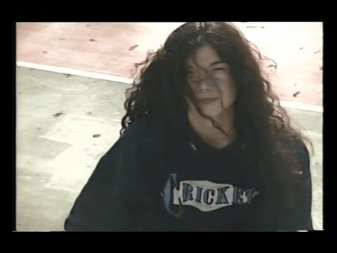 Begut - mudarme a un hotel (demo) - Videoclip Oficial