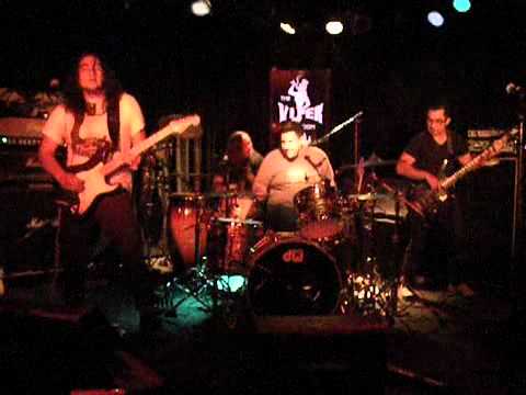 PHILOSOPHY OF SOUL - JAM w/ JOHN AVILA @ VIPER ROOM - 1/1/11