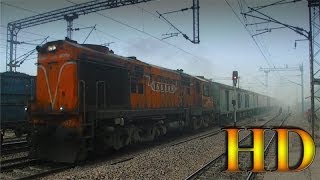 preview picture of video 'IRFCA - First Daylight Catch Of Jammu Rajdhani Express In New Delhi !!!'