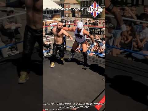 Wrestling Combo At The Gaming Festival