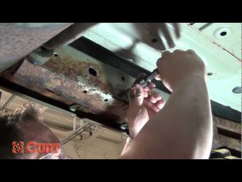 How to Clean Rusted Nut Threads - CURT
