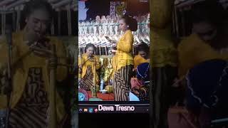 Download lagu dewo tresno mp3