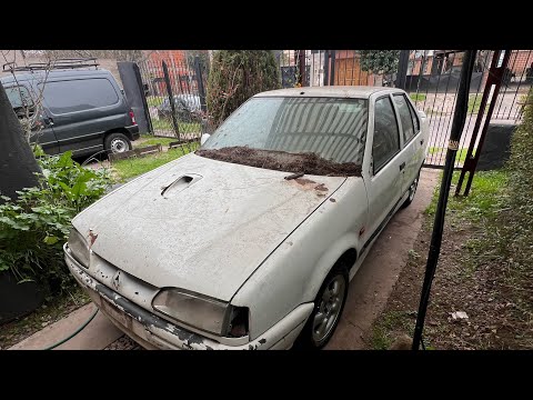 I bought an abandoned Renault 19 with no engine or gearbox, a real steal 😎😎