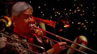 BRIAN SETZER CHRISTMAS EXTRAVAGAN3A