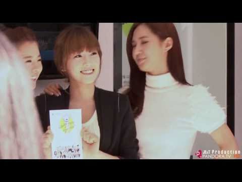 101025 Taeyeon - Big smile @G20 Seoul Summit 2010 [Fancam]