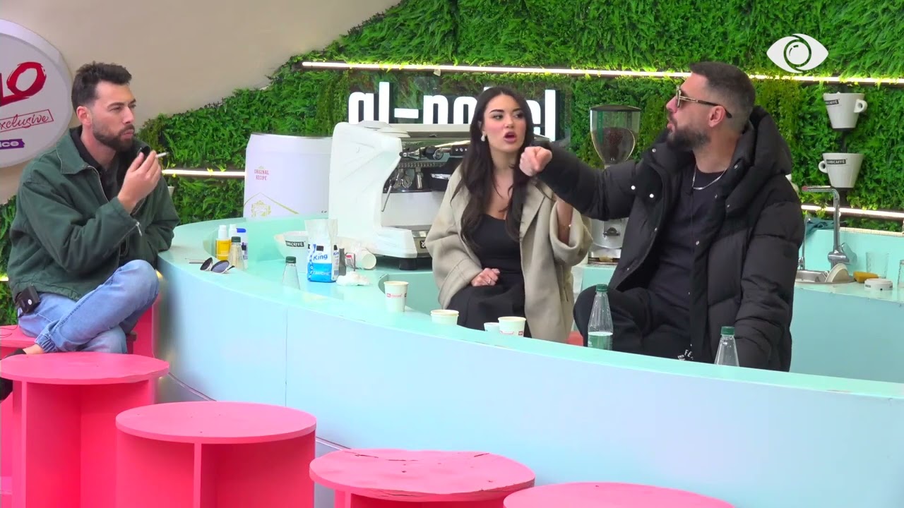 E nxorre fytyrën, po thua kush është ajo…/ Greta debaton me Mirin për Selin
