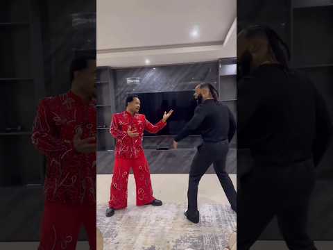 Moment Pastor Odumeje And Mr Flavour Challenged Each Other❗ Very Funny Guys 😂🤣