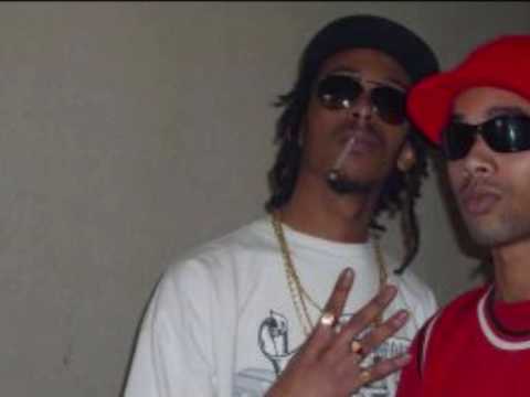 Russila Miky(Dingla) Feat Keros'n(Devil)Pren Pié La.wmv