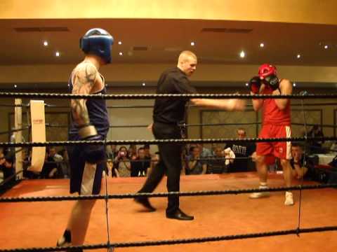 Courage White Collar Boxing Chris Pyzik vs Andy Murphy