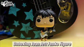 Unboxing Funko Pop! Rocks Figure 265 - Joan Jett and the Blackhearts