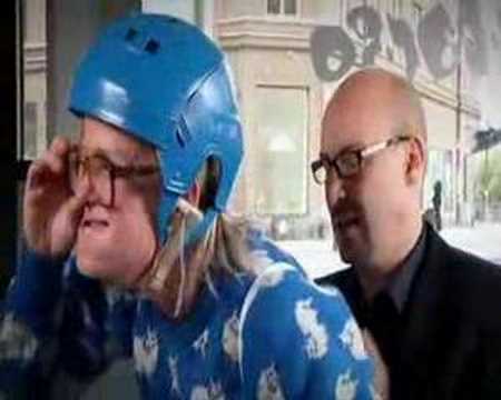 Cp - Mona Plazcyk - Hjälp!