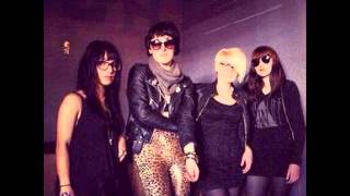 Wax Idols -  Ad Re: Ian