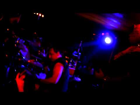 (The) Melvins "The Kicking Machine" @ Glazart / Paris - 31 Octobre 2011