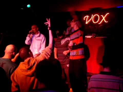 Cojones Crew - Flain' hai LIVE