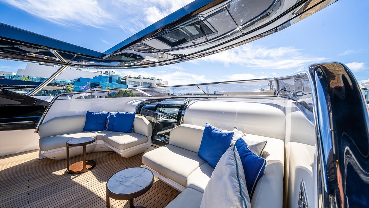 New 2027 Sunseeker 100 Yacht for Sale | Vancouver, BC | M&P Yacht Centre | 68b0e1101e8396207f04a93b