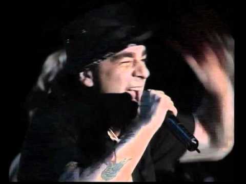 Articolo 31 - Io non mi sento italiano (Festival Gaber 2005)