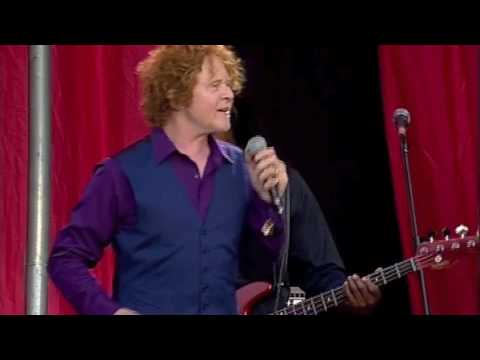 Simply Red - It's Only Love (Live from Budapest, 2009)