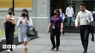 Singapore city planners face hybrid working challenge - BBC News