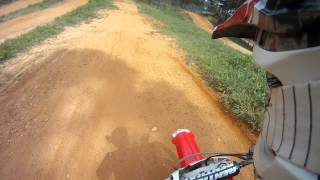 preview picture of video 'Motocross Benedito Novo 19/08/2012 - CRF 250R ALeMauM'