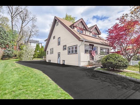 18 Linden, Pelham NY 10803 *Video*