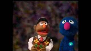 Juega Conmigo Sésamo (Play With Me Sesame) - Just Happy to Be Me (Move and Groove,Castilian Spanish)