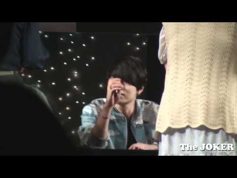 [FANCAM] 110603 Junhyung @ Yongsan Fansign