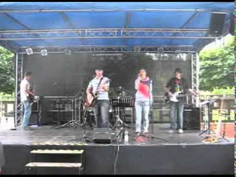 Ist es heute wahr (Frei auf Bewährung) Bandauftritt bei Kunst im Hof 2011 (Smith/Jacobi COVER)