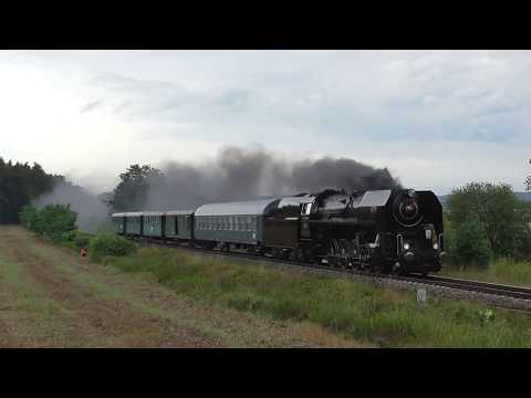 475.111 na cestě do Domažlic na Chodské slavnosti. 10.8. 2019, Zbůch