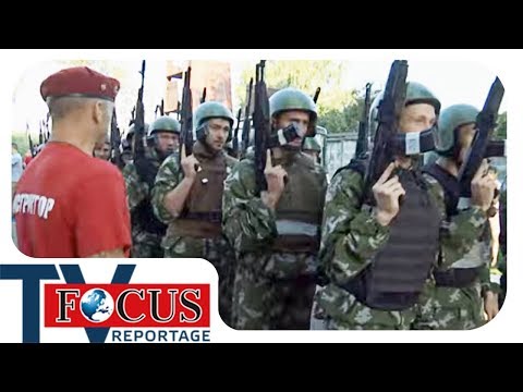 Die brutalste Militär Ausbildung der Welt? Putins Kampf gegen den Terror Teil 1 | Focus TV Reportage