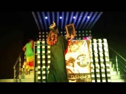 Suellen Ferraz - Danger Dance Club - Hora do gongo 04/07/2014 By: Alex Über