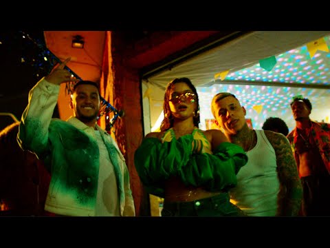 Bianca Costa - Cinderela feat. MC Pedrinho & Soso Maness (Clip officiel)