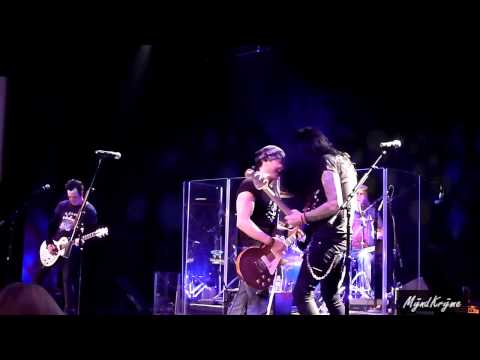 Sin City Sinners - Run To The Hills