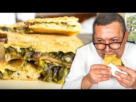 La PIZZA di SCAROLE NAPOLETANA - La Ricetta facile da fare a Natale