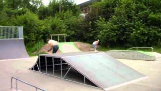 preview picture of video 'Bad Driburg Skatepark.wmv'