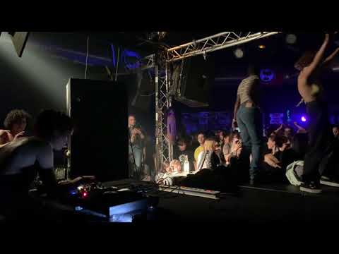 ANNE KGB // TANNERIES DE DIJON