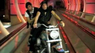 Colin Green- Smooth Operator