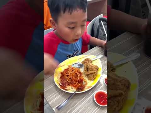 Gà rán KFC thủ Đức