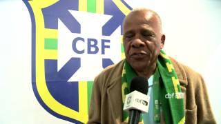 Dada Maravilha pede gol a Daniel Alves em homenagem ao tri