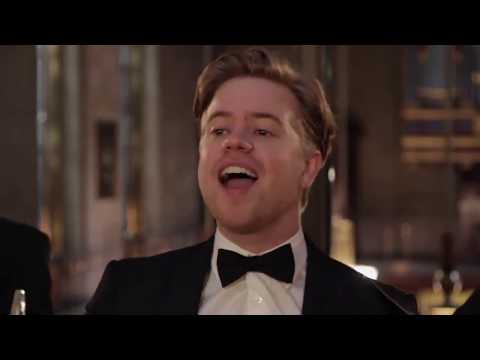 Three To Stroll - Acoustic Musicians for Hire in London, South East (www.warble-entertainment.com)