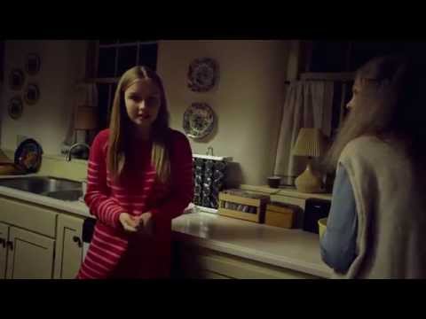 The Visit / Extrait "Becca nettoie le four" VF [Au Cinéma le 7 octobre]
