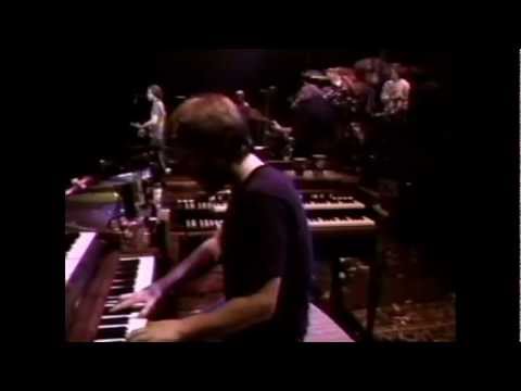 The Grateful Dead - Throwing Stones) Not Fade Away -  12-31-1985 - Oakland Colisum