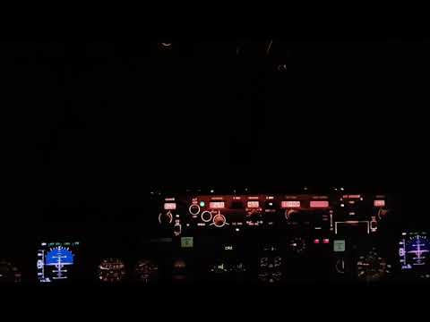 St. Elmo's fire from 737 cockpit