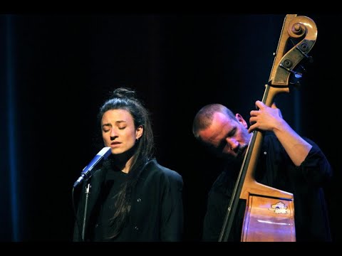 Musik entdecken - Lucia Cadotsch: Gebügelte Musik