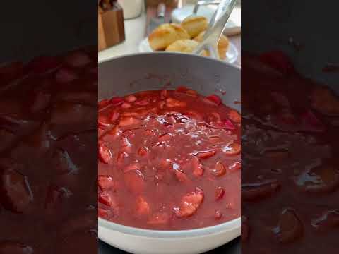 Rhubarb 101 - GreenPan