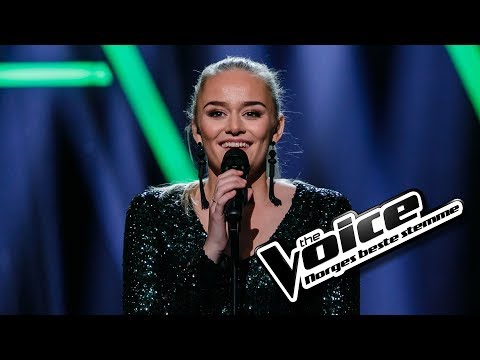 Maria Celin Strisland - Toxic | The Voice Norge 2017 | Live show
